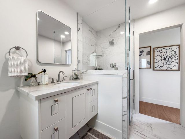 20 Adak Ct, Walnut Creek, CA 94597