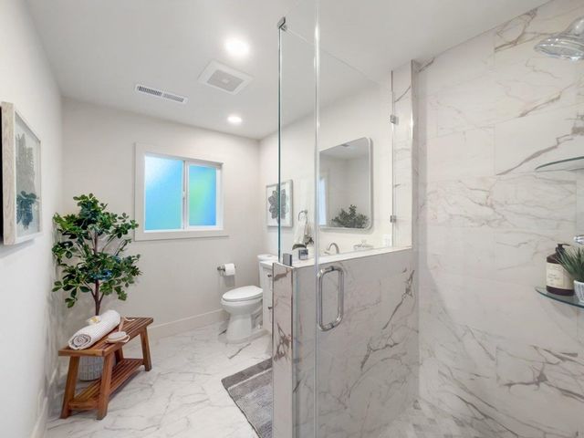 20 Adak Ct, Walnut Creek, CA 94597