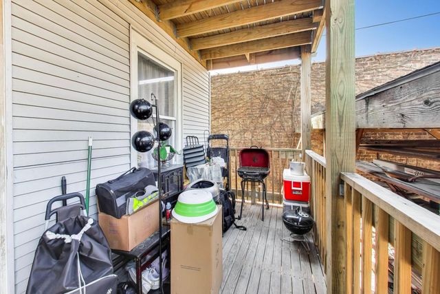 4862 W Cortland Street, Chicago, IL 60639