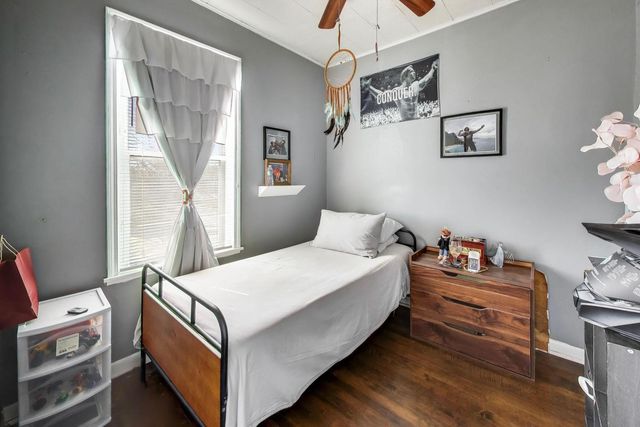 4862 W Cortland Street, Chicago, IL 60639