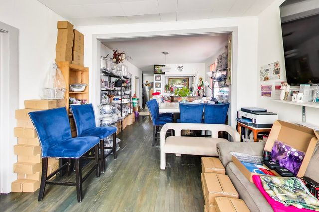 4862 W Cortland Street, Chicago, IL 60639