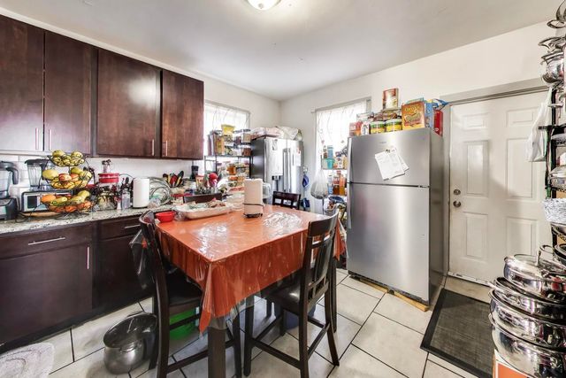 4862 W Cortland Street, Chicago, IL 60639