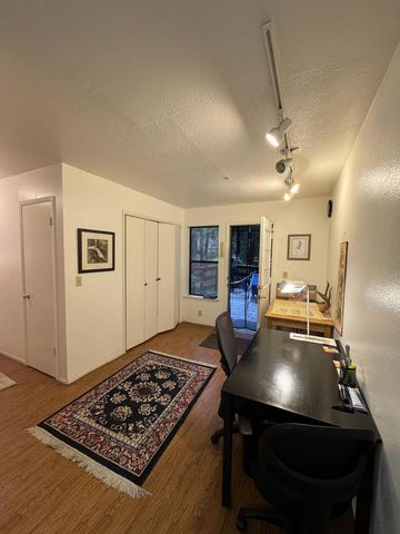 700 Laurel View Road, Los Gatos, CA 95033