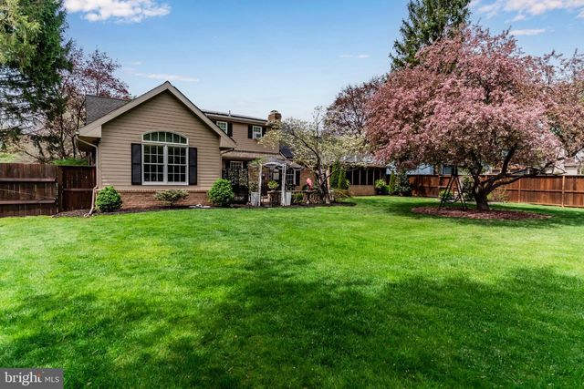 321 S ORANGE ST, Carlisle, PA 17013