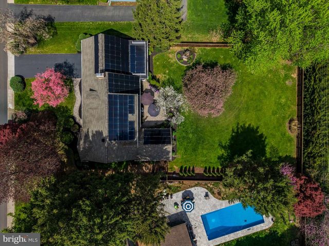 321 S ORANGE ST, Carlisle, PA 17013