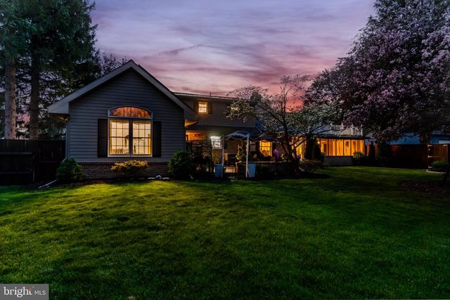 321 S ORANGE ST, Carlisle, PA 17013
