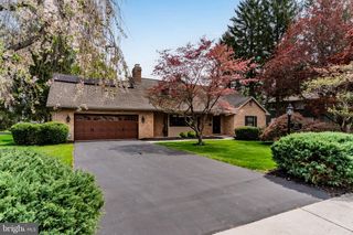 321 S ORANGE ST, Carlisle, PA 17013