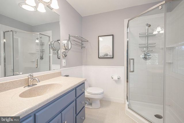 9 LARKSPUR LN, Lawrence Township, NJ 08648