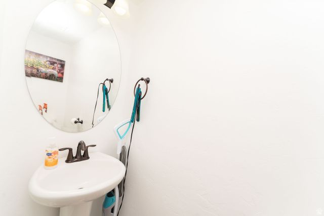 1618 W PARTRIDGE DR, Vernal, UT 84078