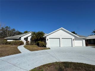 5638 COUNTRY LAKES DRIVE, Sarasota, FL 34243