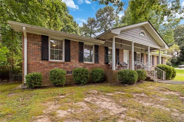 2199 Vivid Court, Stone Mountain, GA 30087