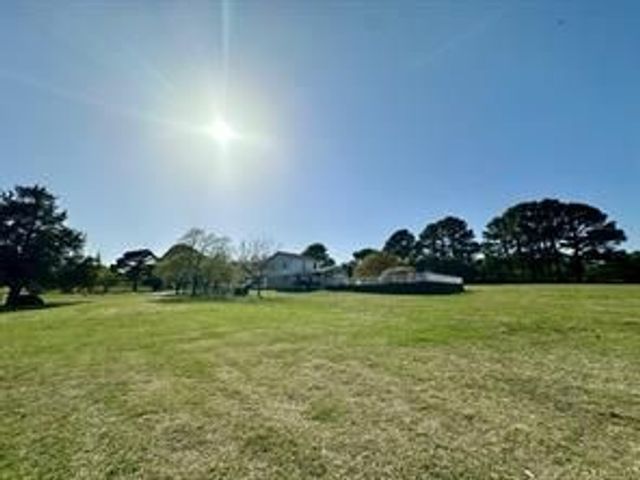 1309 SHANNON Drive, Cleburne, TX 76031