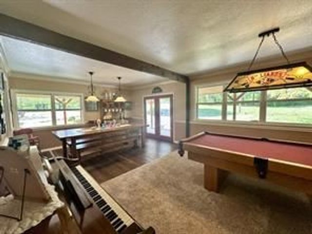 1309 SHANNON Drive, Cleburne, TX 76031