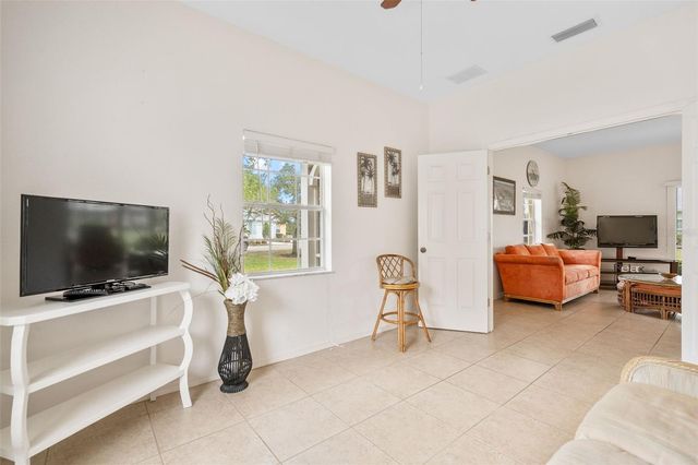 25604 HERITAGE LAKE BOULEVARD 118, Punta Gorda, FL 33983