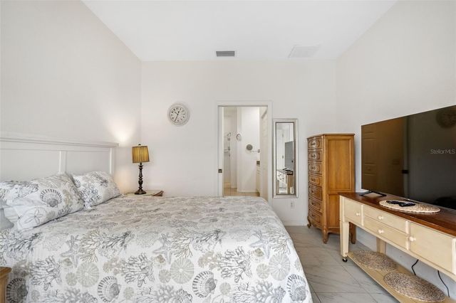 25604 HERITAGE LAKE BOULEVARD 118, Punta Gorda, FL 33983