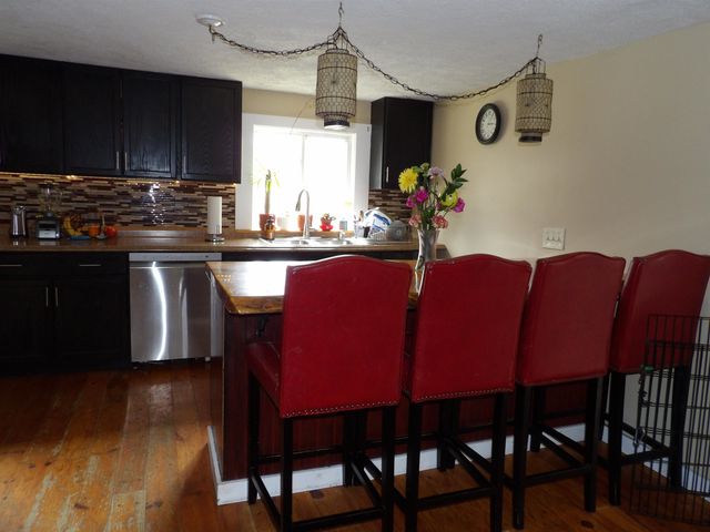76 Meadowview Lane, Mount Holly, VT 05758
