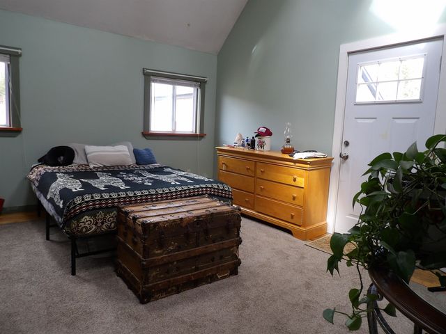76 Meadowview Lane, Mount Holly, VT 05758