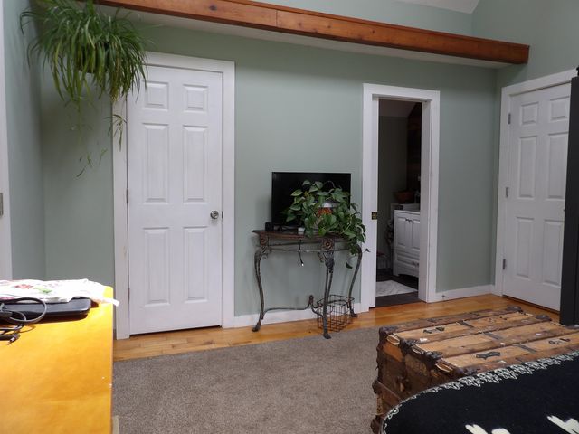 76 Meadowview Lane, Mount Holly, VT 05758
