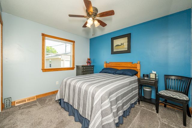 409 NW Linden Street, Ankeny, IA 50023