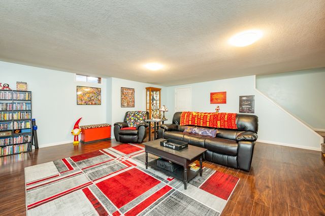 409 NW Linden Street, Ankeny, IA 50023