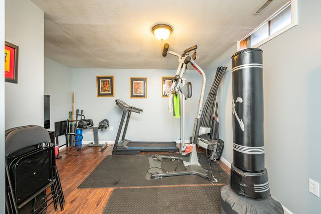 409 NW Linden Street, Ankeny, IA 50023