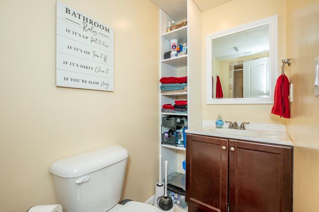 409 NW Linden Street, Ankeny, IA 50023