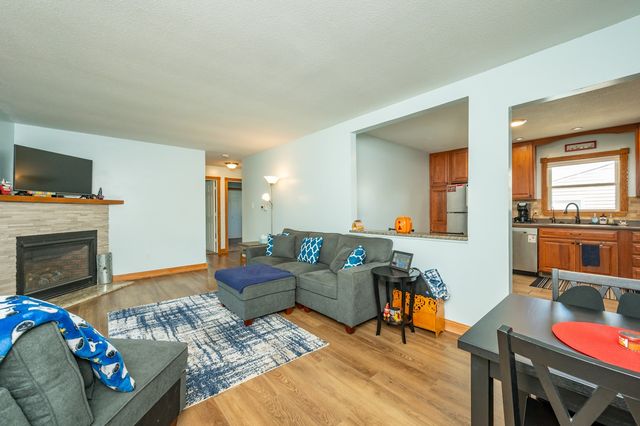 409 NW Linden Street, Ankeny, IA 50023