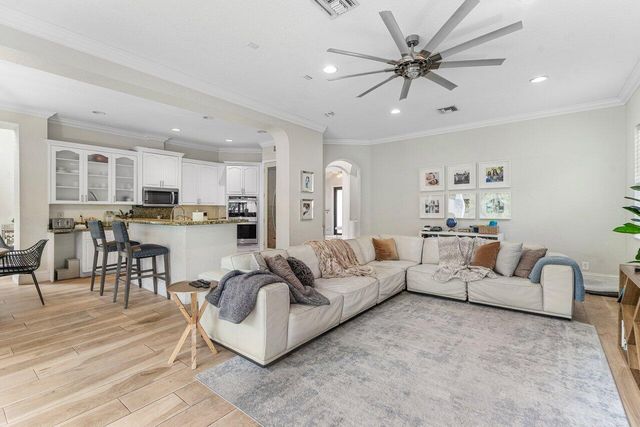 3555 Birague Drive, Wellington, FL 33449
