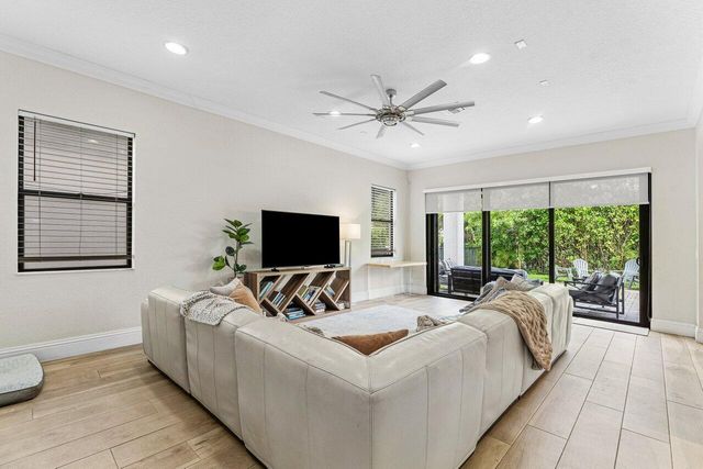 3555 Birague Drive, Wellington, FL 33449