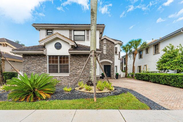 3555 Birague Drive, Wellington, FL 33449