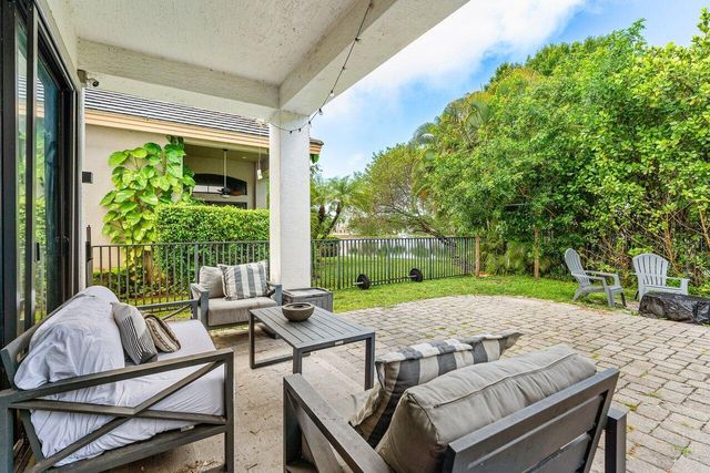 3555 Birague Drive, Wellington, FL 33449