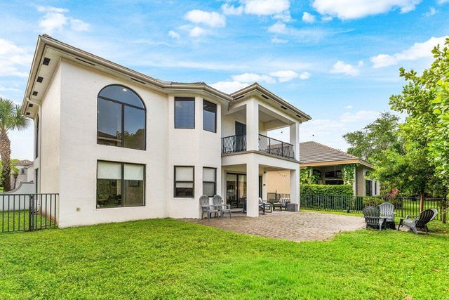 3555 Birague Drive, Wellington, FL 33449