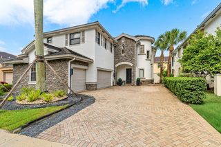 3555 Birague Drive, Wellington, FL 33449