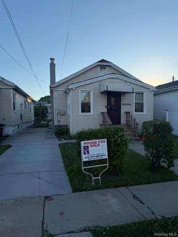 10206 213th Street, Queens Village, NY 11429