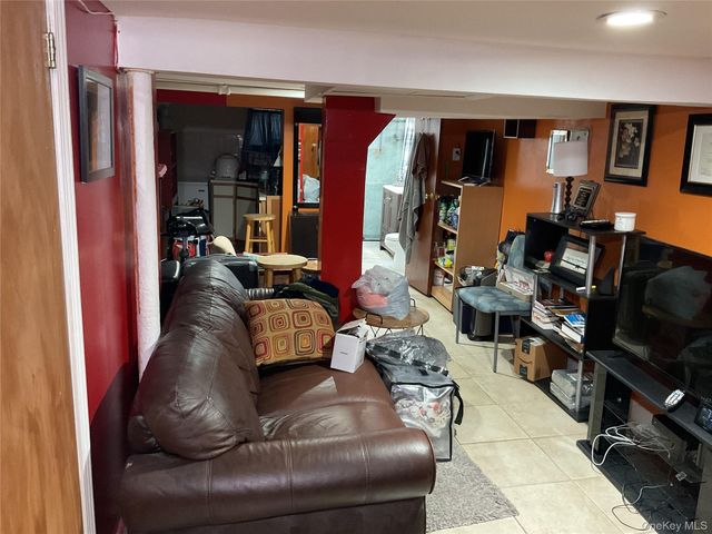 10206 213th Street, Queens Village, NY 11429