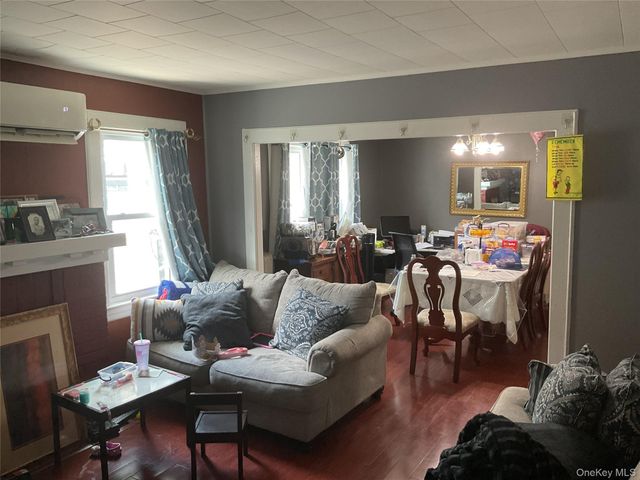 10206 213th Street, Queens Village, NY 11429