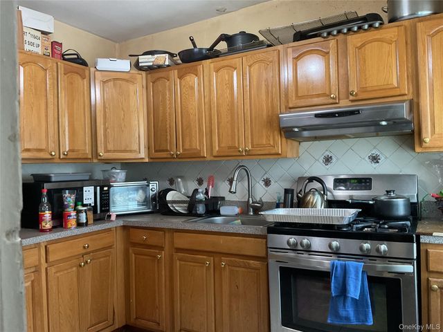 10206 213th Street, Queens Village, NY 11429