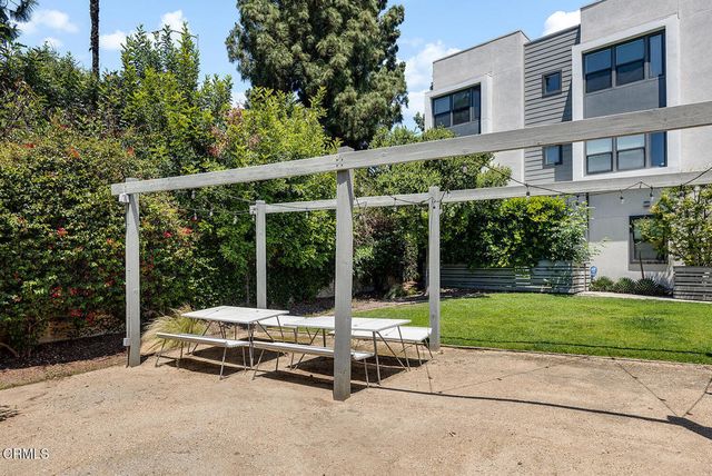 3943 N Eagle Rock Boulevard 43, Los Angeles, CA 90065