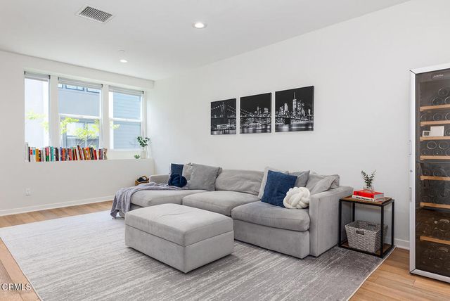 3943 N Eagle Rock Boulevard 43, Los Angeles, CA 90065