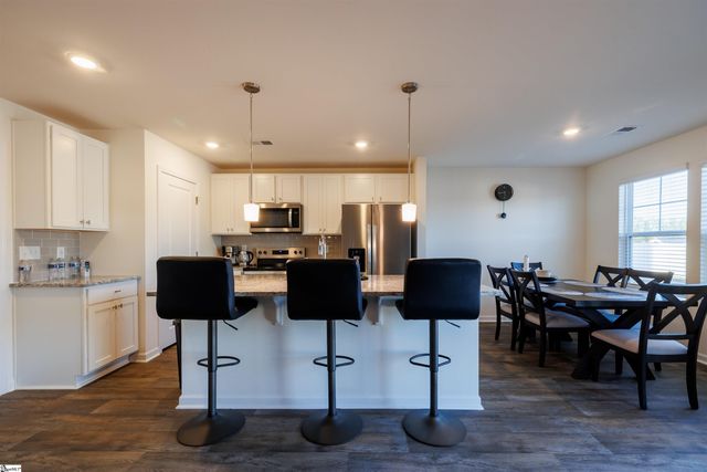 6063 Willutuck Drive, Boiling Springs, SC 29316