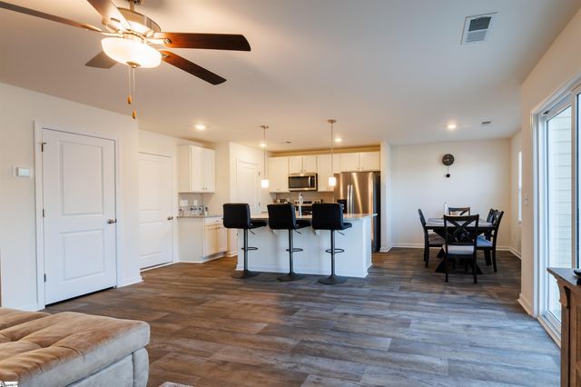 6063 Willutuck Drive, Boiling Springs, SC 29316