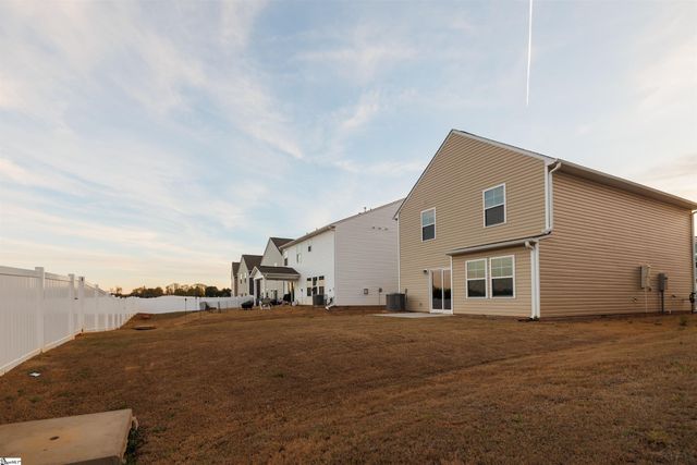 6063 Willutuck Drive, Boiling Springs, SC 29316