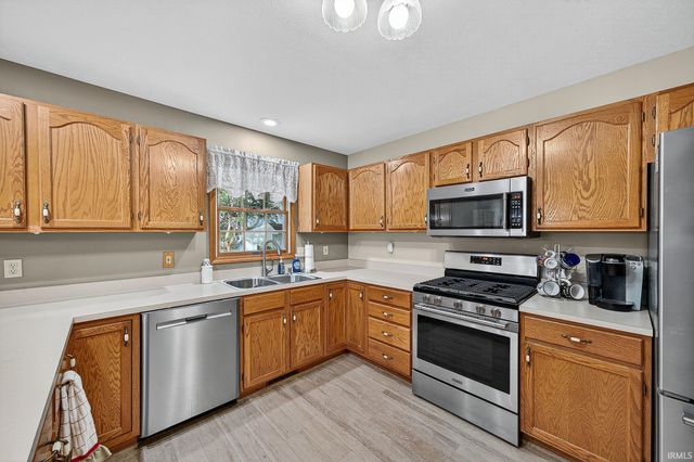 54441 White Tail Drive, Mishawaka, IN 46545