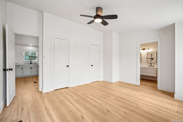 101 Natchez, Poth, TX 78147