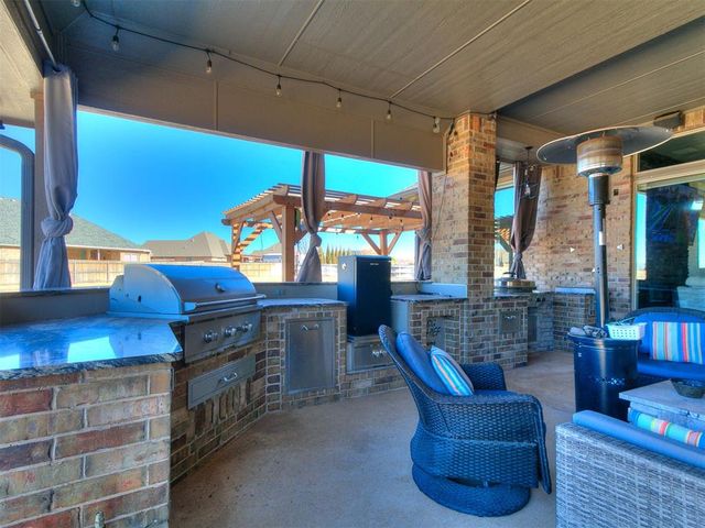 4849 Hillcrest Lane, Edmond, OK 73025