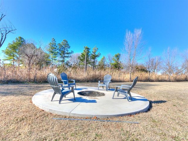 4849 Hillcrest Lane, Edmond, OK 73025