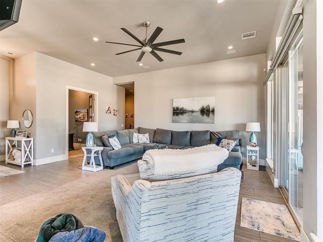 4849 Hillcrest Lane, Edmond, OK 73025