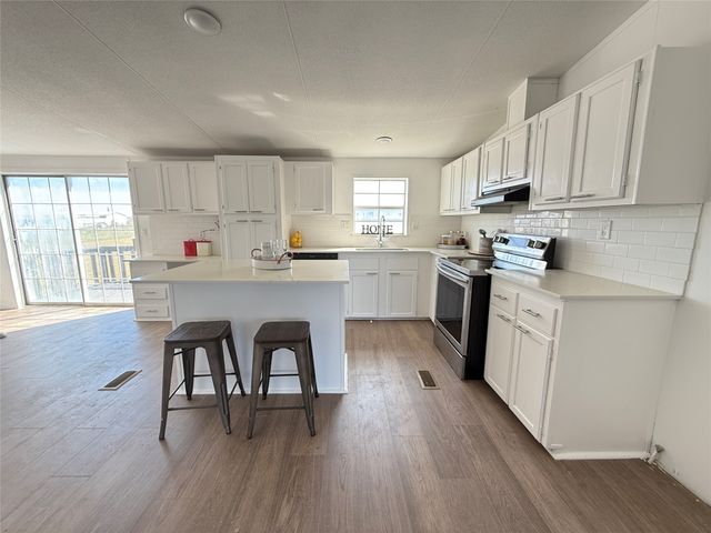 835 Private Road 4732, Rhome, TX 76078