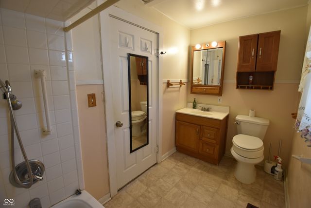 502 S State Street, Greenfield, IN 46140