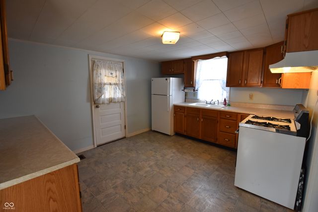 502 S State Street, Greenfield, IN 46140